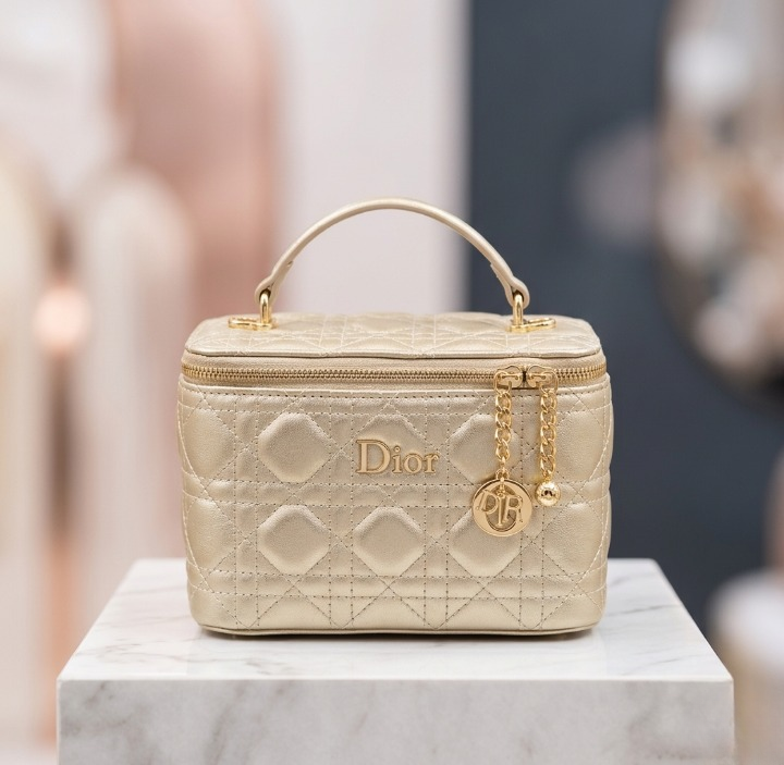 Imported Synthetic Leather Beauty Bag For Beautiful Girls