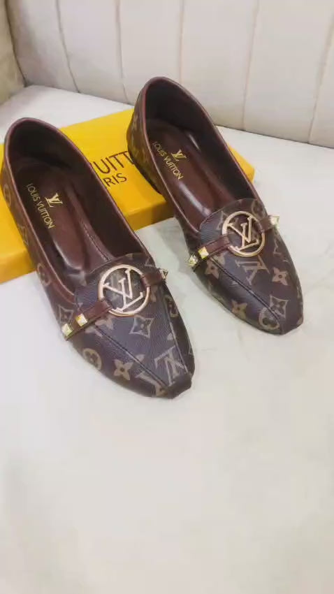 Women's & Girls Brown Louis Vuitton Monogram Loafers Providing Elegant Style With Premium Quality